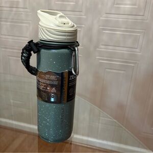 Brand New Hydragear Zenith Steinless Steel Bottle With Leak-Proof 32…